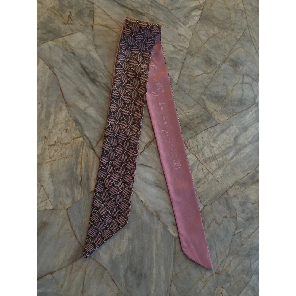 Pink Geometric Chain Link Silk Skinny Scarf Twilly‎ with Script Lettering